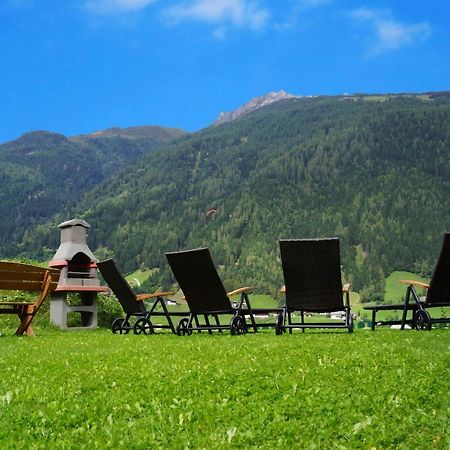 Chalet Olympia Neustift im Stubaital Esterno foto