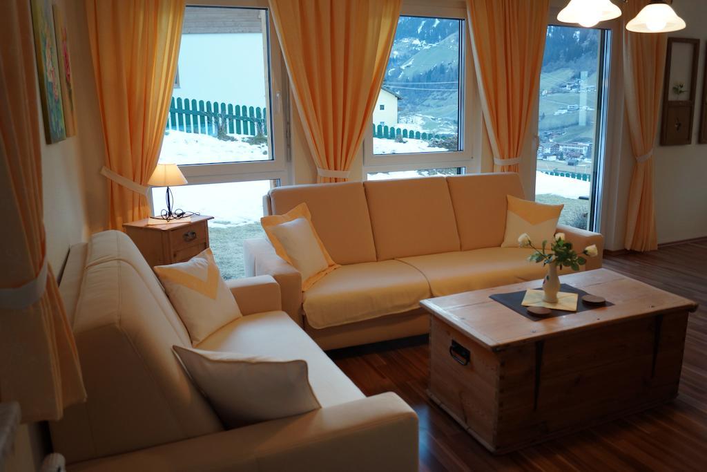 Chalet Olympia Neustift im Stubaital Esterno foto
