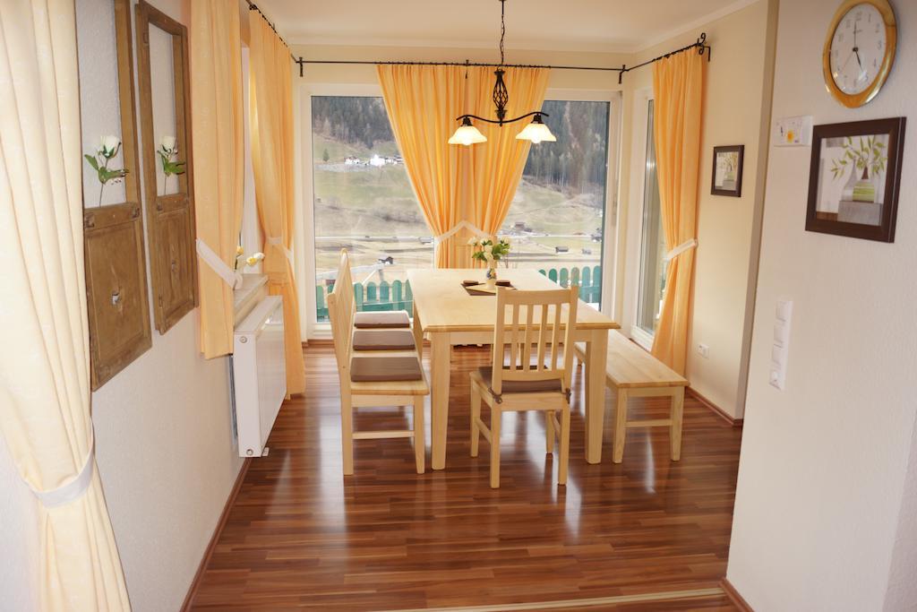 Chalet Olympia Neustift im Stubaital Esterno foto