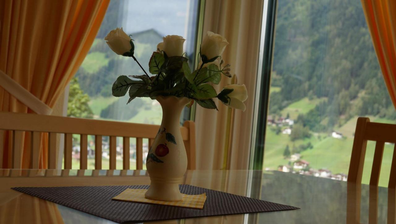 Chalet Olympia Neustift im Stubaital Esterno foto