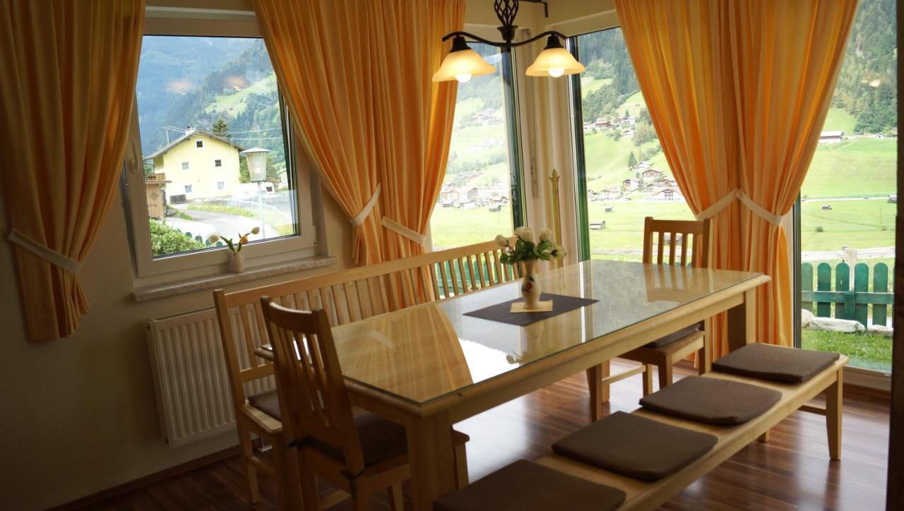 Chalet Olympia Neustift im Stubaital Esterno foto